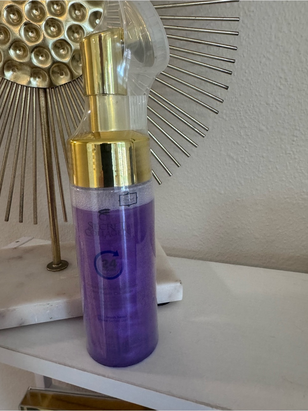 Purple Foaming Makeup Primer with Gold Pump